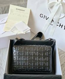 Picture of Givenchy Lady Handbags _SKUfw151606110fw
